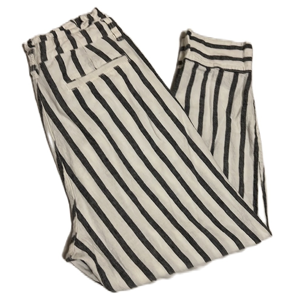 Women’s SOHO NEW YORK & Company JEANS, Crop Pants, Black/White, Size Medium